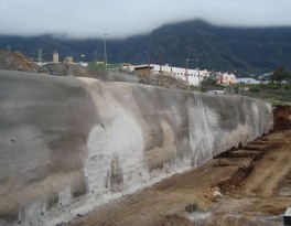 Stěna ze stříkaného betonu
